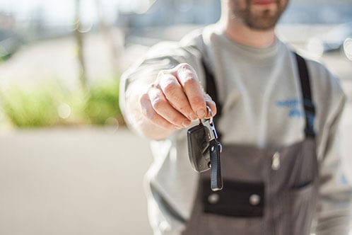 car-buying-car-dealership-car-mechanic-97075 (1)